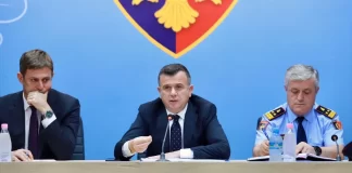 Balla takim me strukturat e Policisë në Vlorë: Të garantohet bregdet i sigurtë për pushuesit nga mjetet lundruese