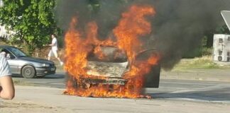 Ndodhej në Shqipëri me pushime, merr flakë automjeti i një turisti gjerman