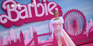 “Barbie” ‘kërcënon’ Marvel, deri tani mbi 700 milionë euro fitime
