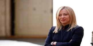 Meloni lë pushimet në Puglia dhe niset drejt Vlorës me familjen