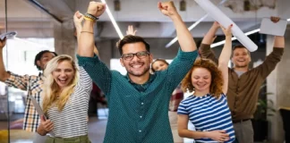 Studimi i Universitetit të Oksfordit: Punonjësit e lumtur janë 13% më produktivë