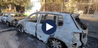 Përfshihen nga flakët katër automjete në Fier, shkak dyshohet një shkëndijë elektrike