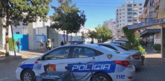 Elbasan/ U dëmtua nga pajisja e punës në fabrikën e riciklimit të aluminit, humb jetën indiani 45-vjeçar