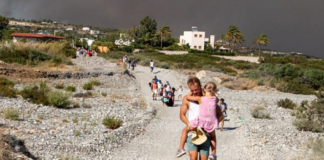 Pushime falas vitin tjetër, dëmshpërblehen turistët që përjetuan tmerrin në zjarret e Rodosit