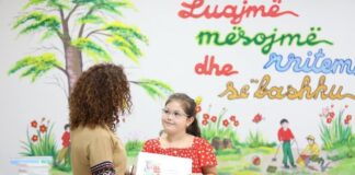 Nis shpërndarja e tekste falas, Edi Rama: Një mbështetje e qeverisë për të pajisur nxënësit me dije