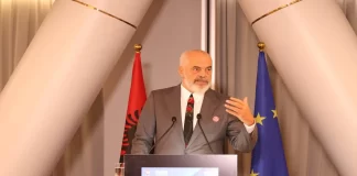 “Shqipëria, shembull i mos abuzimit”, Rama: Kurrë nuk nxisim trazime etnike, mirëpresim kritika, jo leksione bashkëjetese