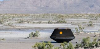 Historike/ Mostra e parë e asteroidit Bennu në duart e NASA-s, shkencëtarët mendojnë se aty “fshihet” fillesa e jetës në Tokë