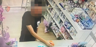 Vodhi dy farmaci duke u prezantuar si punonjës i depove farmaceutike, arrestohet një 34-vjeçar