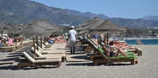 Polakët dhe grekët turistët më ‘kurnacë” të Evropës