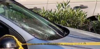 Aksident/ Shoferja përplas dy persona, plagoset njëri prej tyre