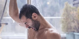 Zbuloni arsyen pse nuk rekomandohet të bëni dush gjatë kohës që jashtë bie shi