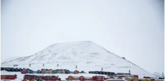 Qyteti i pazakontë evropian ku ‘është ilegale të vdesësh’, macet ndalohen dhe armët janë të detyrueshme (fotot)