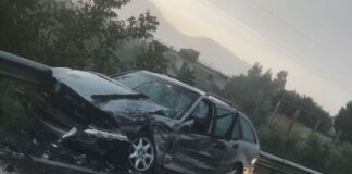 Aksident në aksin Elbasan-Peqin