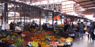 Çmimet “vazhdojnë traditën”/ Nis shtrenjtimi me afrimin e festave