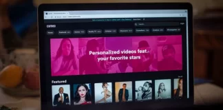 Mike Tyson dhe Elijah Wood mes të famshëmve që ranë pre e propagandës pro-ruse! Zelensky “shitet” si narkoman