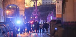 Tragjedia me 14 viktima në universitetin e Pragës, e shtuna shpallet ditë zie kombëtare