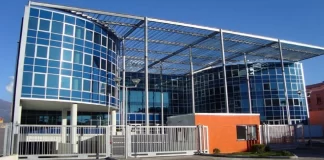 “SPAK duhet ruajtur si xhevahir në Shqipëri”, zyrtari i lartë i ambasadës amerikane: Është institucion i mbingarkuar, por…