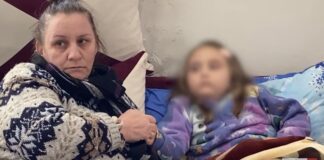 Cërrik/ 5-vjeçarja me tumor në kokë, prindërit apel për ndihmë: Jetojmë vetëm me një pension invaliditet