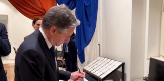 Nga dhuratat te mesazhet e forta, çfarë nuk u pa nga vizita e Blinken në Tiranë