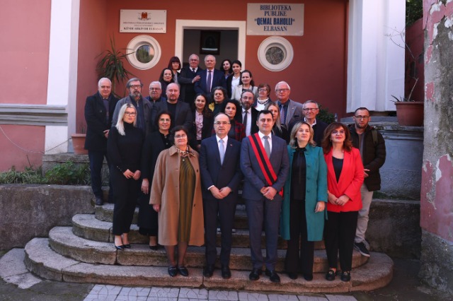 25854f7eb7314c52939f425205c329b8