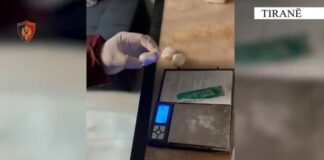 Gjendet dhe sekuestrohet 1 kg e 500 gramë kokainë në Tiranë, arrestohen dy persona! Një tjetër në kërkim
