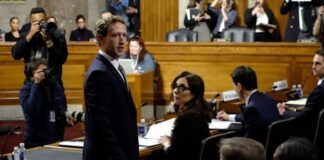 “Fëmijët tanë janë dëmtuar nga rrjetet sociale”/ Zuckerberg u kërkon falje familjarëve në Senatin amerikan
