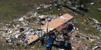 SHBA goditet nga stuhi shkatërrimtare/ Tornado të fuqishme në disa shtete, 25 viktima