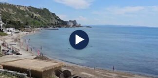 Plazhet e egra të Durrësit, turistët e huaj kanë zbuluar zonën e Kallmit dhe shtigjet natyrore për ecje në natyrë