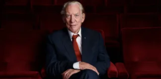 Luftonte prej kohësh me një sëmundje të rëndë, ndahet nga jeta aktori i njohur i “The Hunger Games”