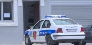 Kërcënoi dhe goditi me grusht mjekun, bie në pranga 32-vjeçari, ja akuzat që rëndojnë mbi të