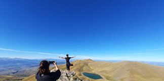 Rama: T’i ngjitesh malit të Gramozit, një befasi se si natyra e ka qëndisur relievin