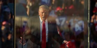 Dyshohet se do vriste Trump, i arrestuari pranë tubimit kishte dy armë dhe pasaporta false