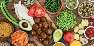 Zbuloni ushqimet që ndihmojnë në uljen e sheqerit në gjak!