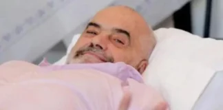 Iu nënshtrua ndërhyrjes kirurgjikale një ditë më parë, kryeministri Rama del nga spitali