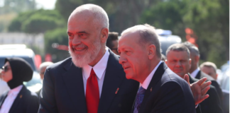 FOTOLAJM/ Nga pritja deri tek inaugurimi i Xhamisë së Namazgjasë, çfarë s’u pa nga vizita e Erdogan
