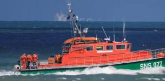 Tjetër tragjedi në La Mansh! Mbytet varka me emigrantë, dy persona humbin jetën