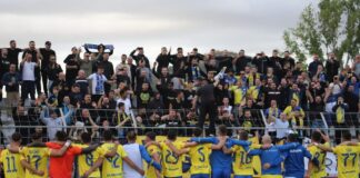 Elbasani “harron” Dinamon, për tri pikët në Laç