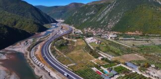 Pjesë e Korridorit 8, Llatja ndan pamje nga rruga Elbasan-Qafë Thanë