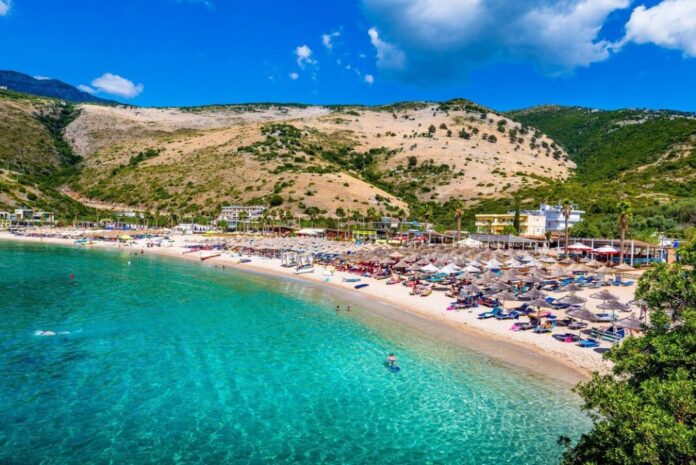 albania-beach-vlore-5787610