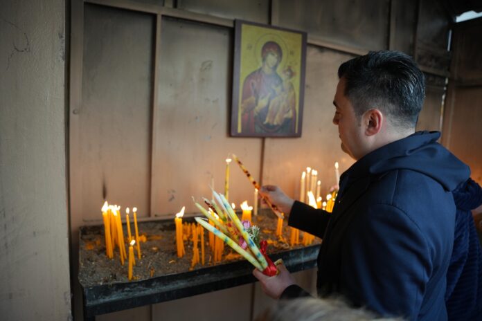 3d76422a-efff-4620-934a-7d0543fc6746