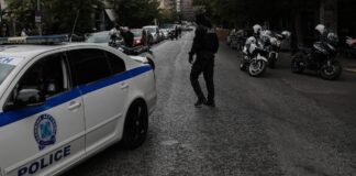 Breshëri automatiku në mes të Athinës, 2 të vrarë dhe 1 i plagosur jashtë një supermarketi