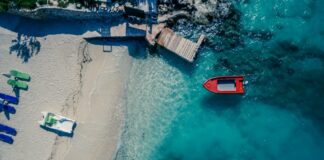 “Metro”: Pushime në Shqipëri, destinacioni “parajsë” i Mesdheut