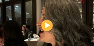 “Shqipëria ime ja ku është”, Parashqevi Simaku këndon sërish! Biznesmeni shqiptar ndan pamjet nga mbrëmja e veçantë