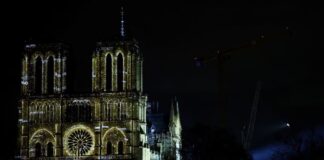 VIDEO/Me një ceremoni mbresëlënëse, hapet katedralja ikonike Notre Dame!