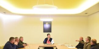 Elbasan, Llatja pret në takim operatorët e taksive 4+1