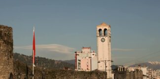 Parashikimi i motit/ Diell në të gjithë vendin, por temperatura -6 gradë C