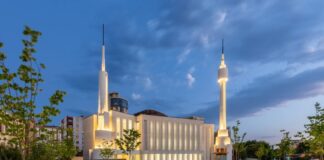 Xhaminë e Ballies – Fituesja e Çmimit Ndërkombëtar për Arkitekturën më të Bukur Fetare në Botë!