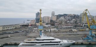 Pas brigjeve franceze, superjahti “ATLAS” ndalon në Portin e Durrësit