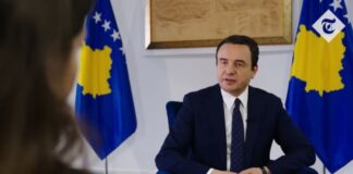 Kurti uron 17 vjetorin e Pavarësisë: Kosova ka punuar për të përmbushur idealin e dëshmorëve dhe ëndrrat e rinisë
