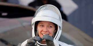 SpaceX shtyn fluturimin për të zëvendësuar astronautët e NASA-s të bllokuar në stacionin hapësinor